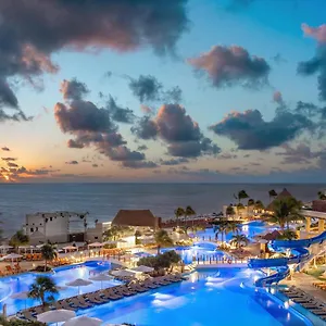 https://moon-palace-nizuc-all-inclusive.quintano-roohotels.com